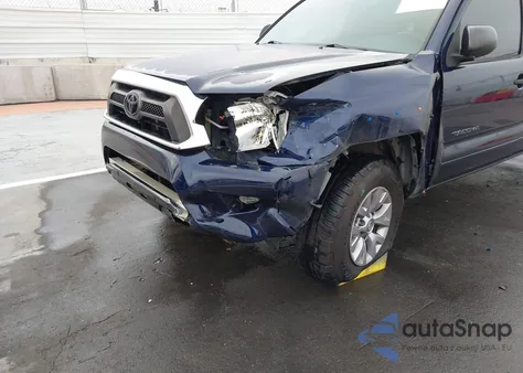 2013 Toyota Tacoma Prerunner V6 z USA, uszkodzony, nr VIN 3TMJU4GN4DM151296